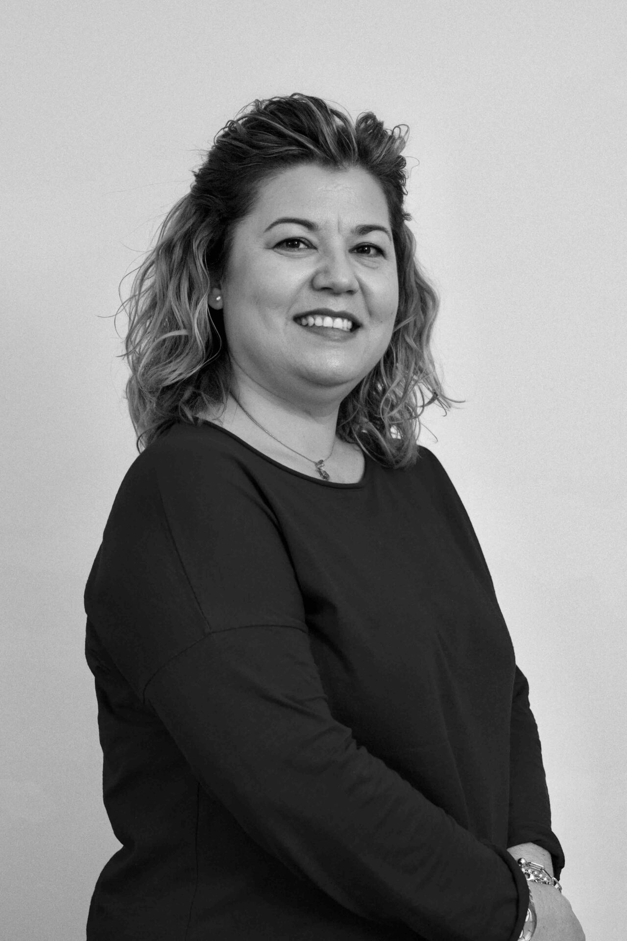 PAQUI MADUEÑO - ADMINISTRATIVE ASSISTANT - ARCHIVE